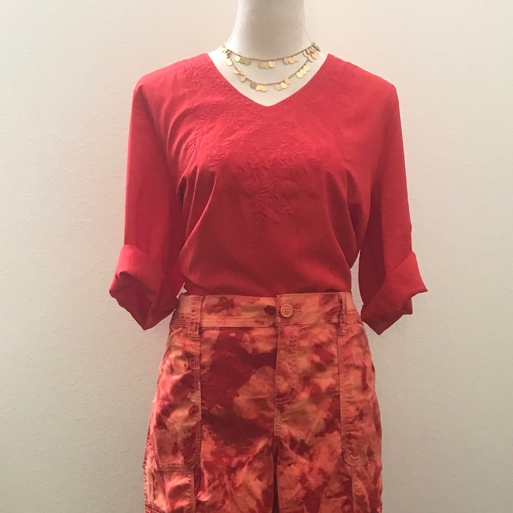 Gross Embroidered Tunic Top